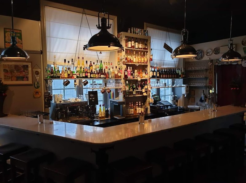 Kaffebaren i Gnesta + Bistro Bar