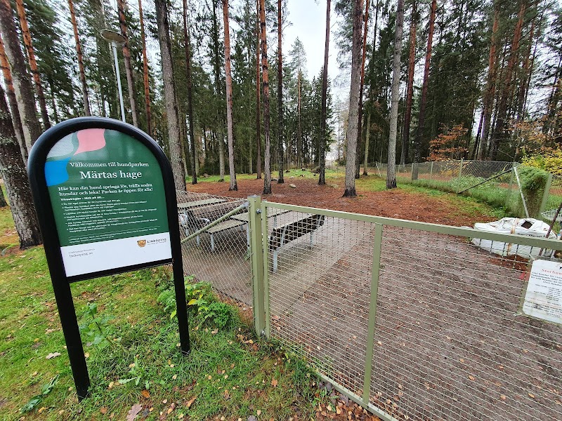 Märtas hage Hundrastgård