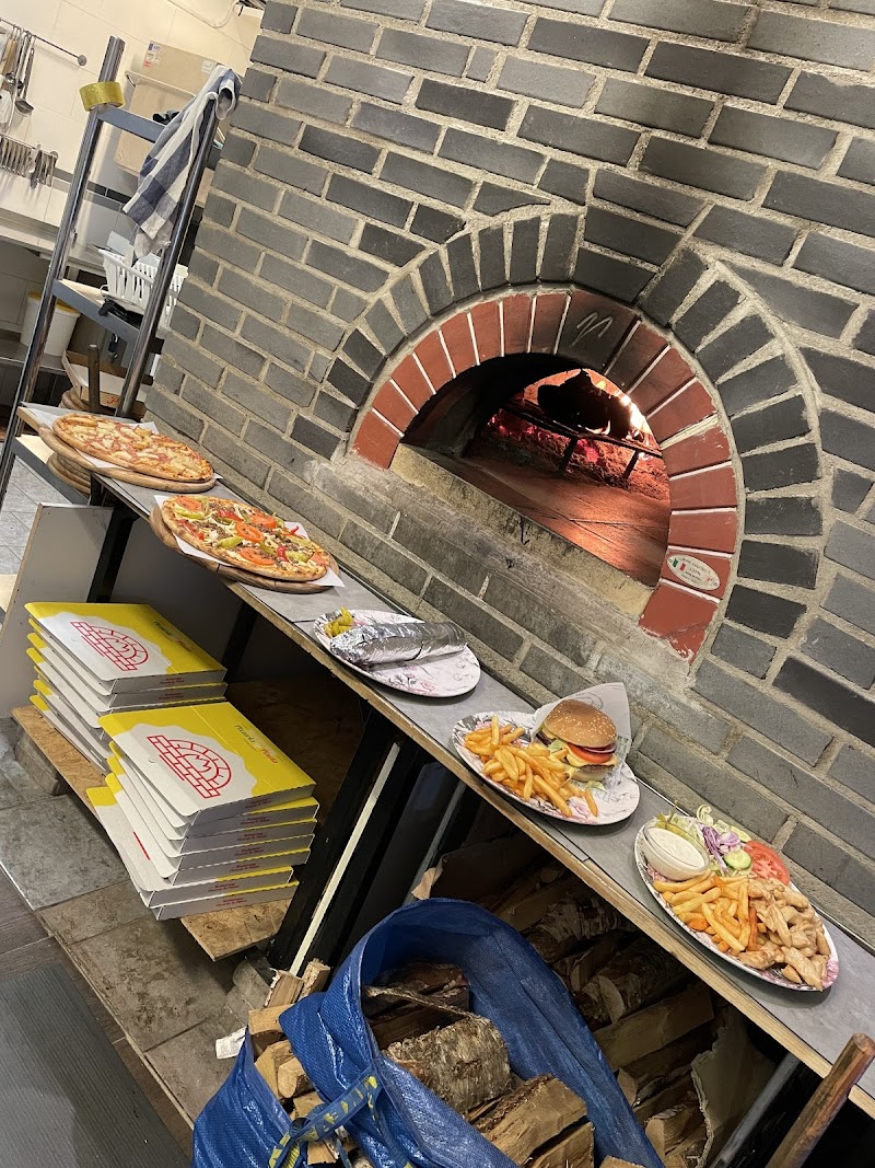 La pineta vedugnpizzeria