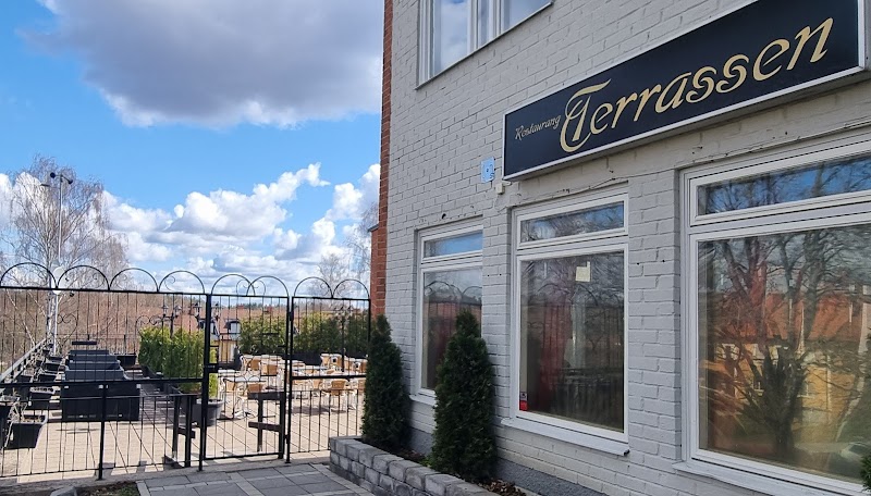 The Terrace Restaurant & Sportsbar