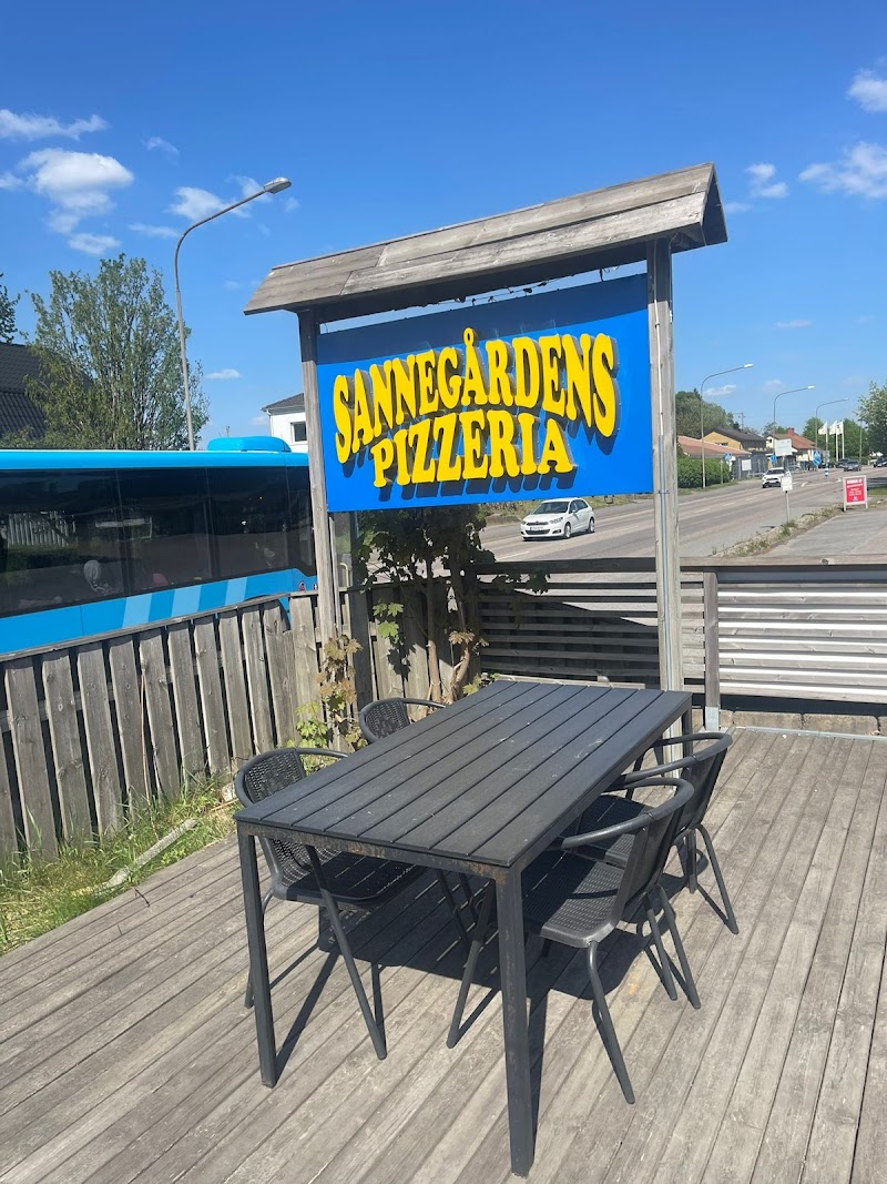Sannegårdens pizzeria Kinna (& Thai Lab)