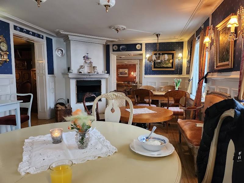Café Garvaregården & B&B
